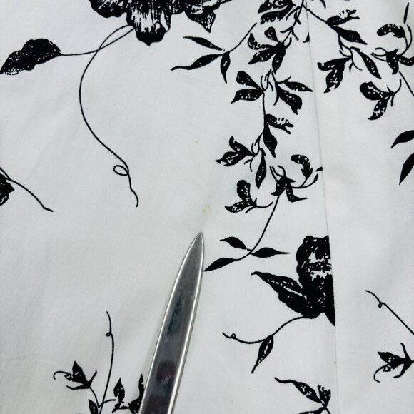 H&R London Graphite Flower Outline 50s Rockabilly Classic Punk Dress NWT Sz 6 - Picture 13 of 16